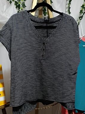 Cozy Casual Black and White Striped Short Sleeve V-Neck Blouse